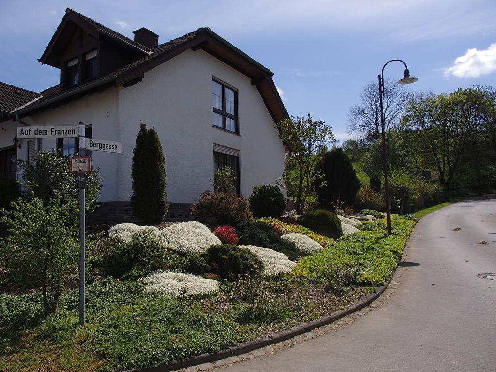 Ferienwohnung Meisenthal Naehe Nuerburgring كيلبيرغ الغرفة الصورة